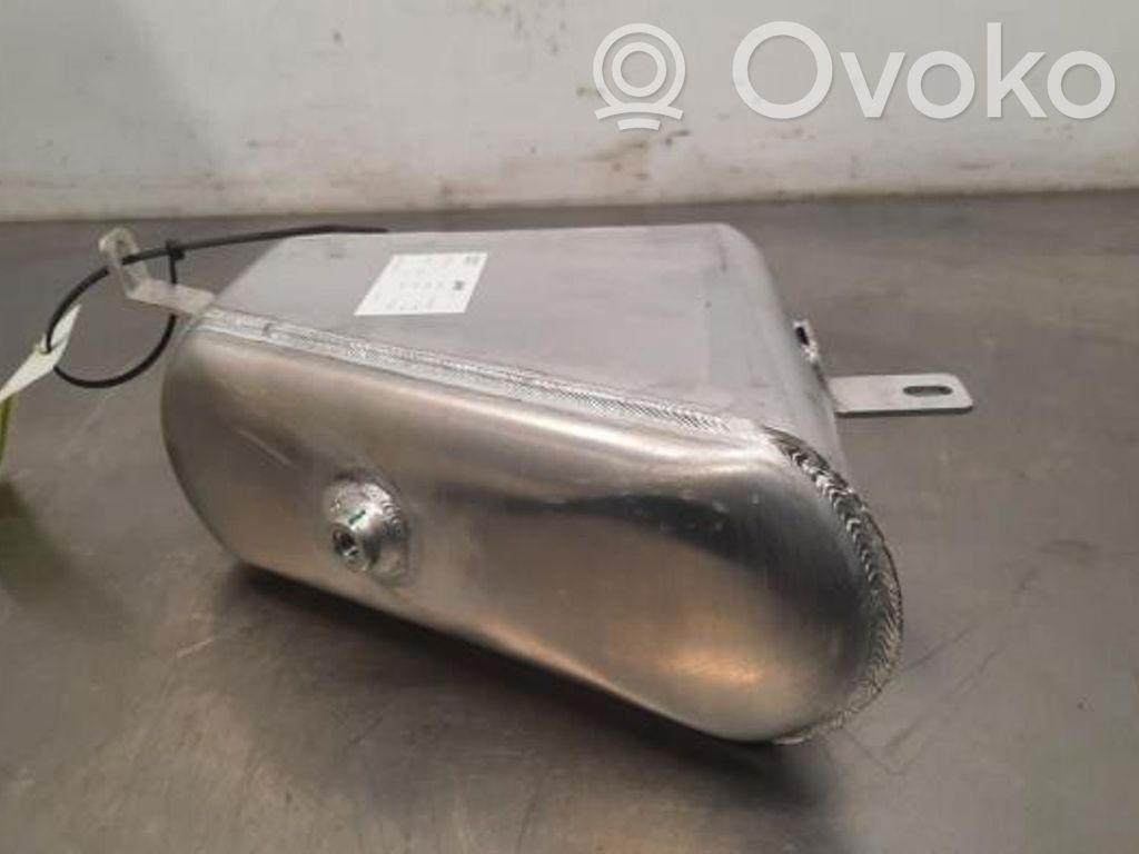 Tyhjiösäiliö   4M0616203F,4M0616203G,4M0616203G