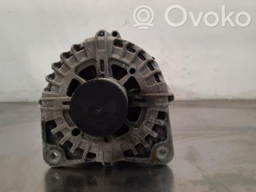 Alternador   231007519R,231007519R