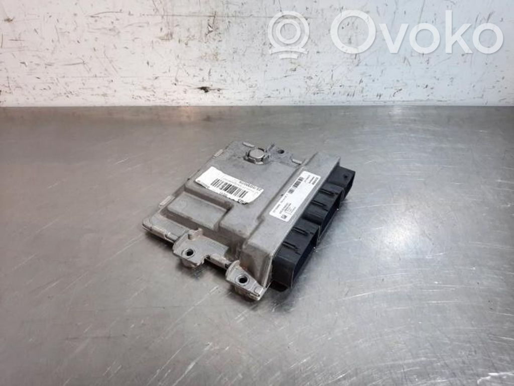 Renault Master III Engine control unit/module 