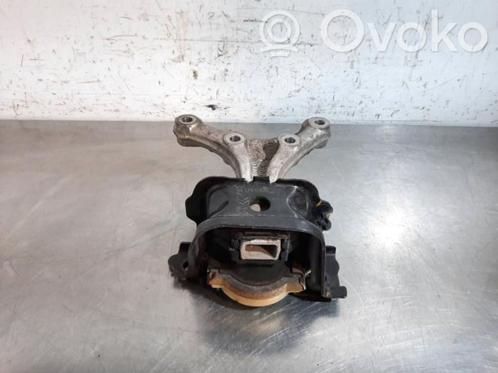 Engine mount bracket   9681706580,9681706580,9811224580,9812716380