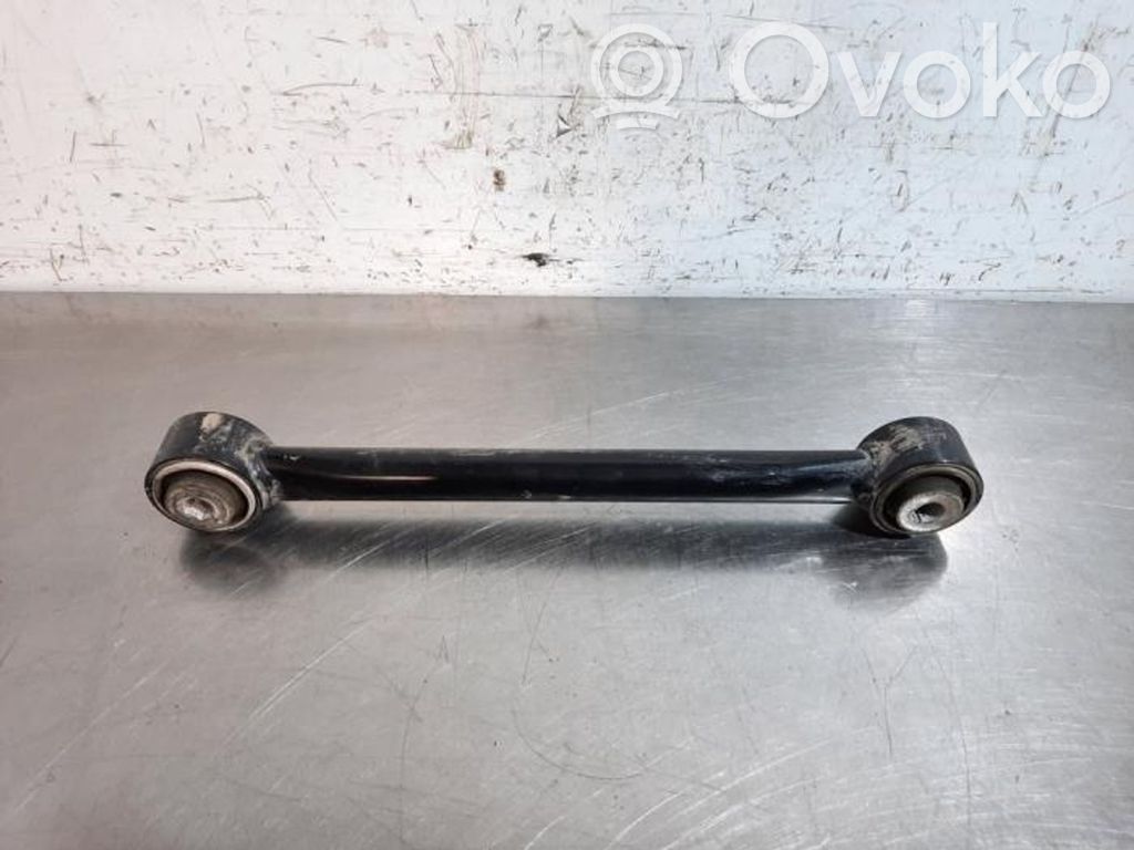 Brazo de suspensión trasero