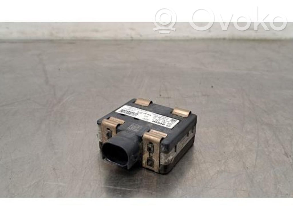 Volkswagen Touran III Senzor radar distronic 