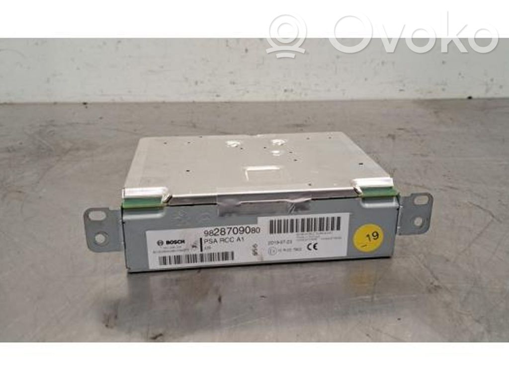 Panel / Radioodtwarzacz CD/DVD/GPS   9828709080,9828709080