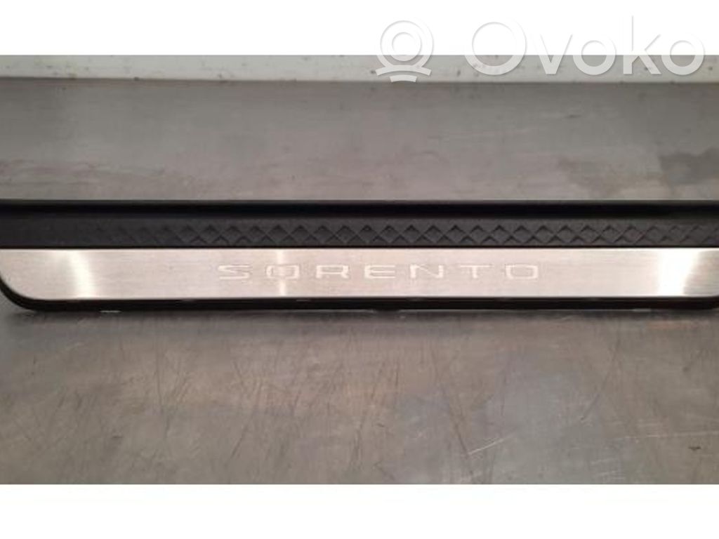 KIA Sorento IV Copertura del rivestimento del sottoporta anteriore