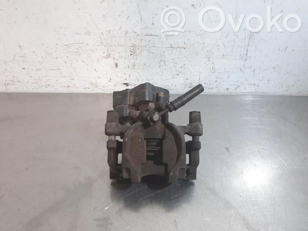 Takajarrusatula   8V0615424D,8V0615424D,5Q0615406,8V0615424