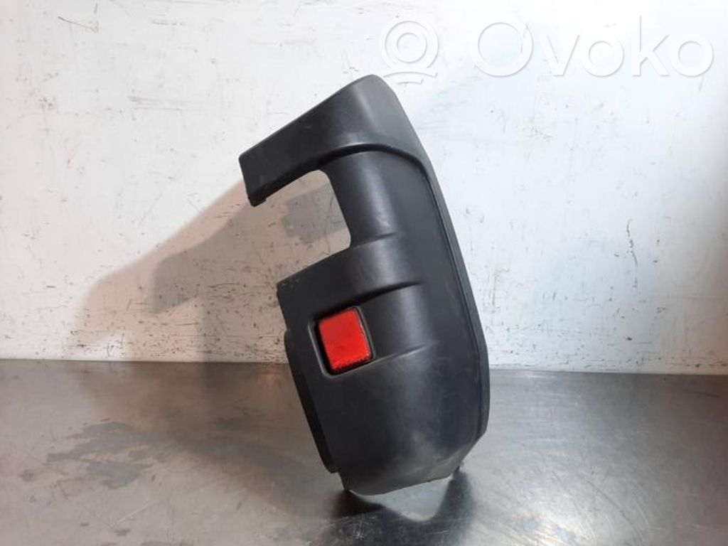 Iveco Daily 5th gen Rivestimento del pannello parte angolare del paraurti posteriore