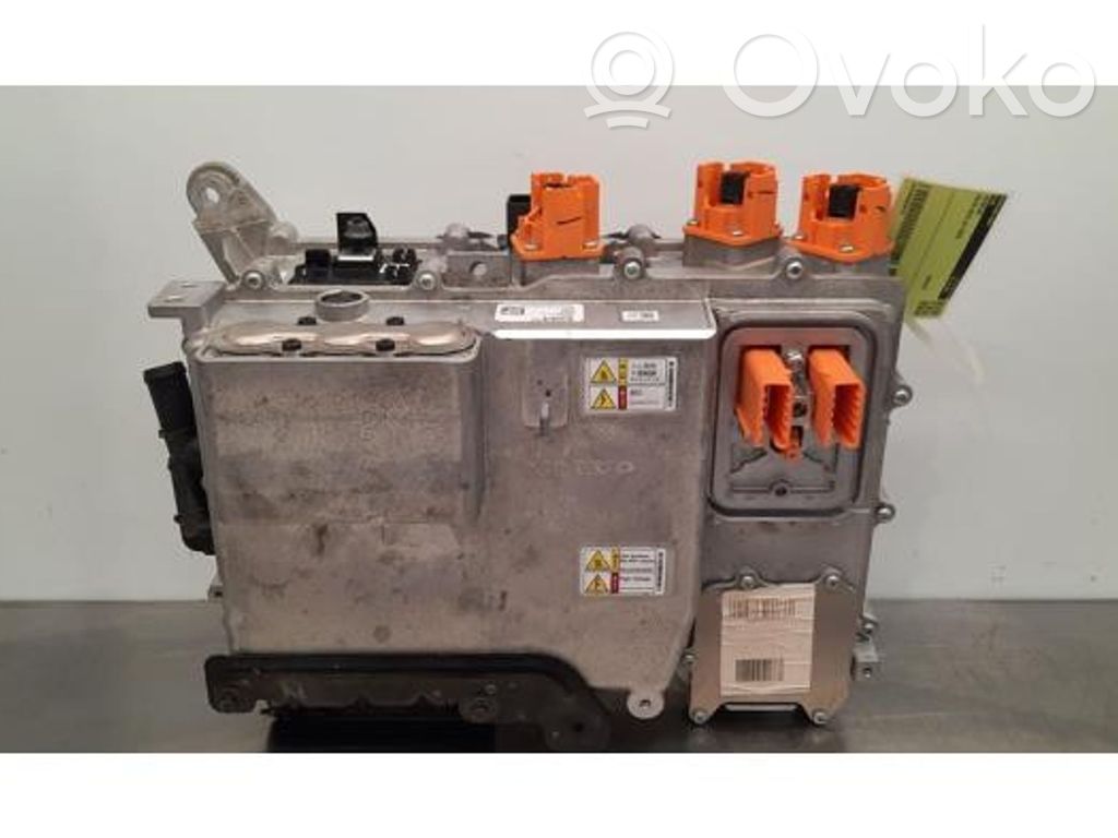 Inversor/convertidor de voltaje   32335618,32335618
