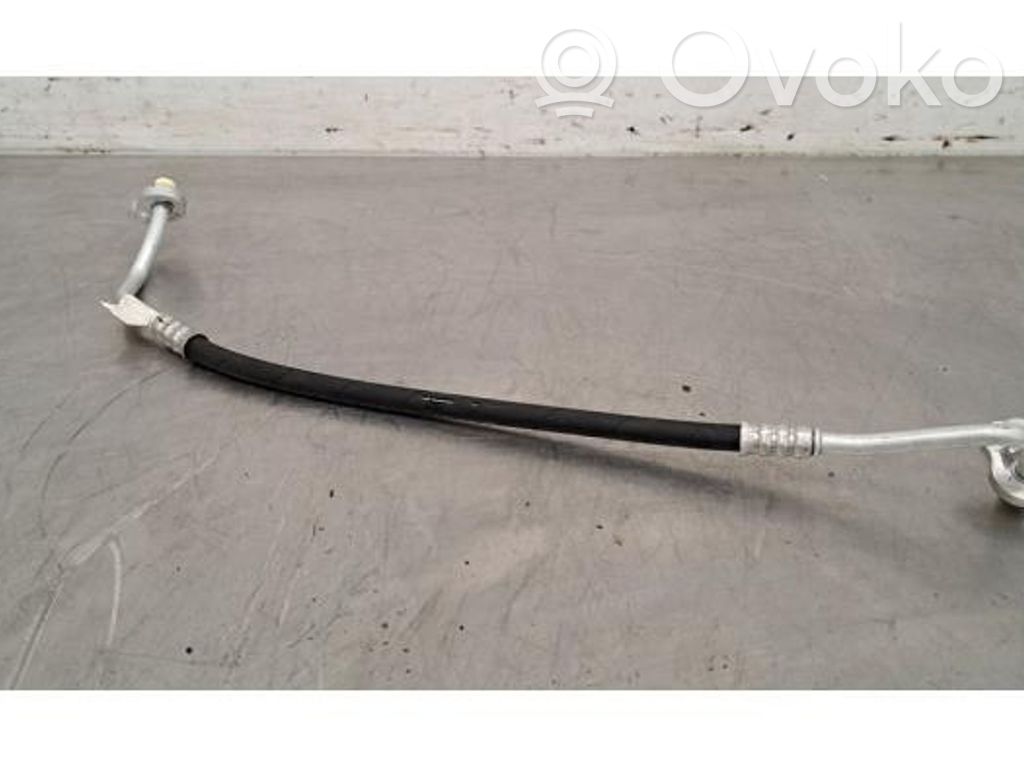 Volvo XC40 Tubo flessibile aria condizionata (A/C)