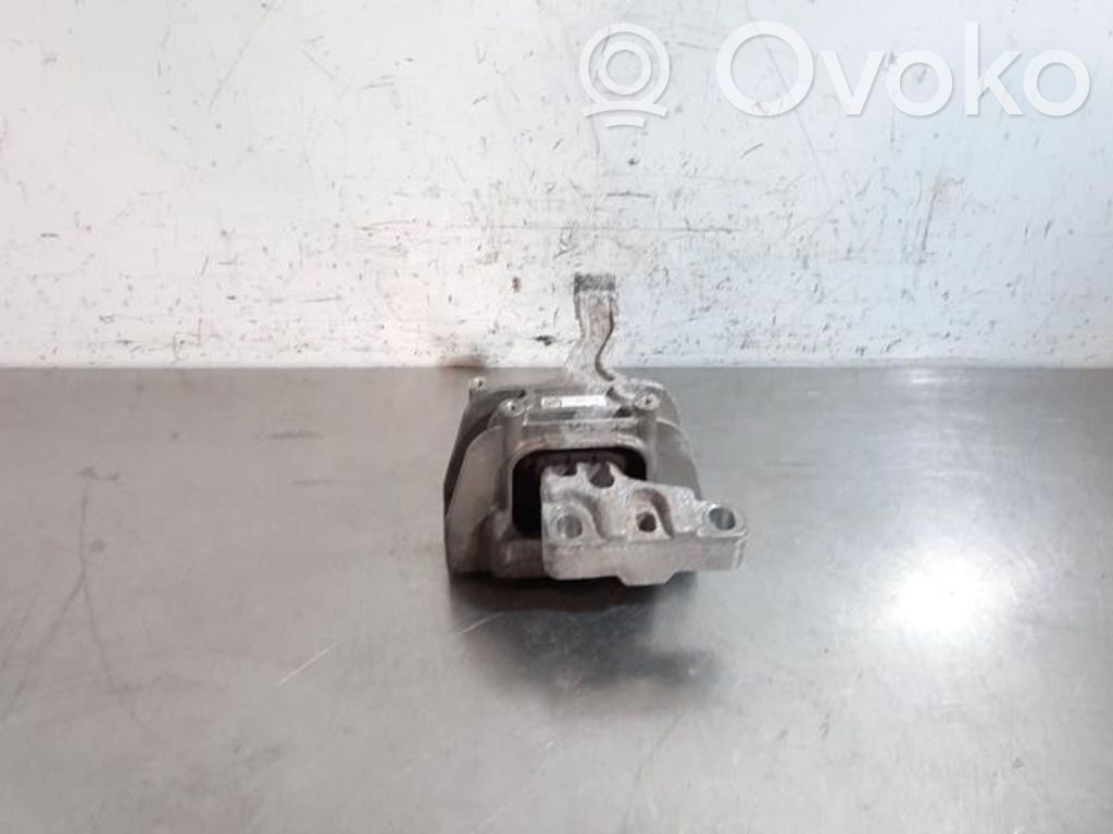Seat Leon (5F) Engine mount bracket 