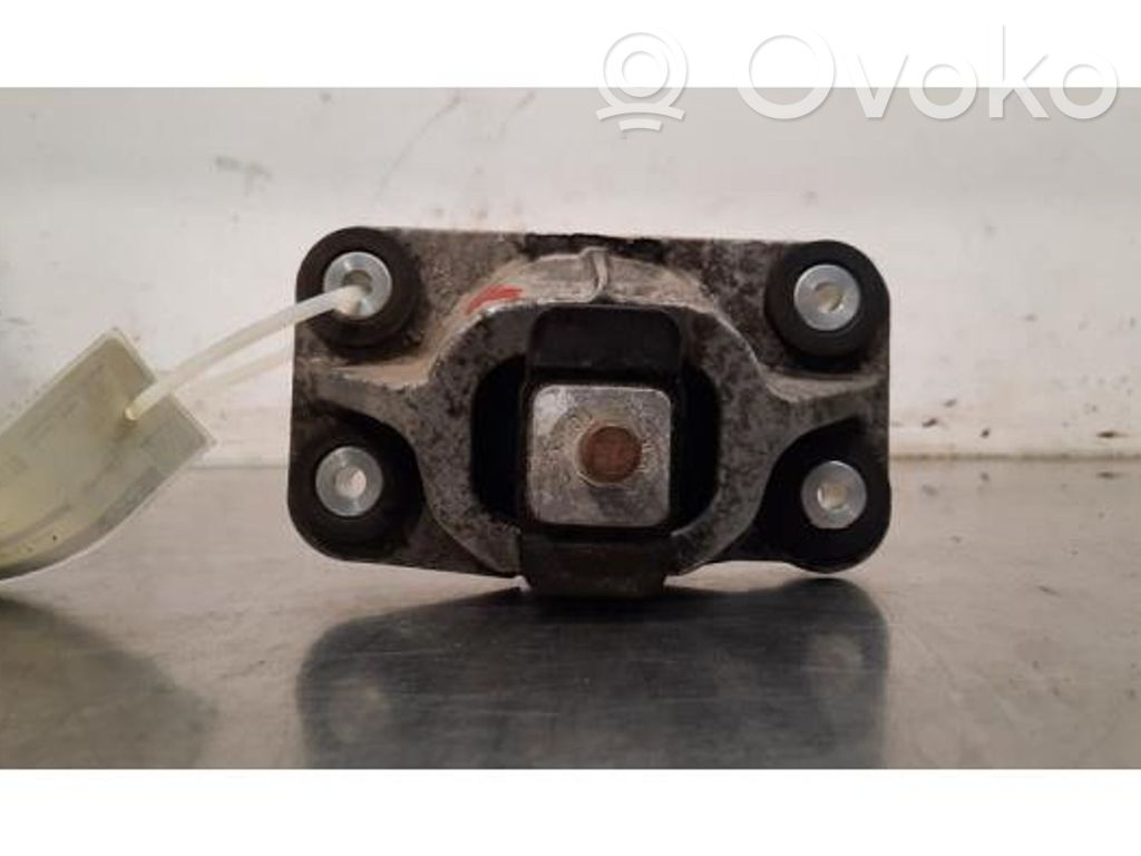 Land Rover Range Rover Sport L494 Engine mount bracket 