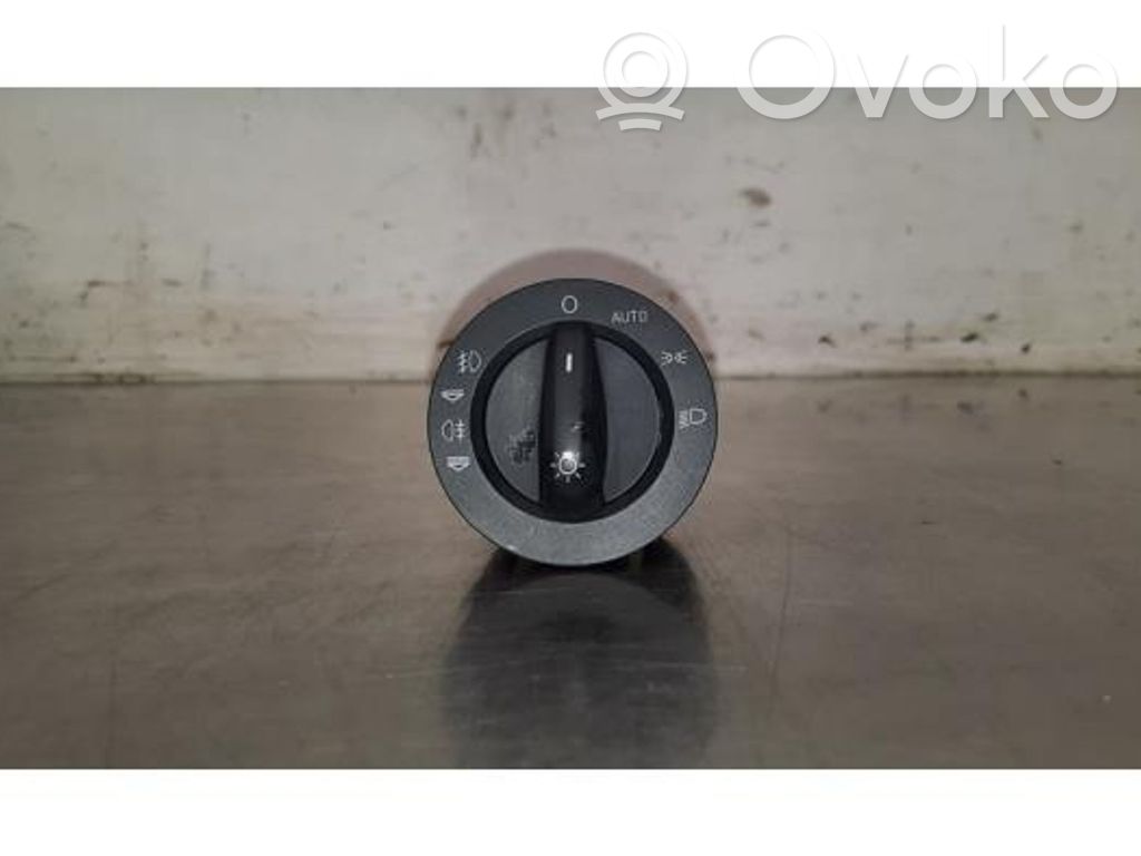 Headlight level height control switch   4F1941531D,4F1941531D
