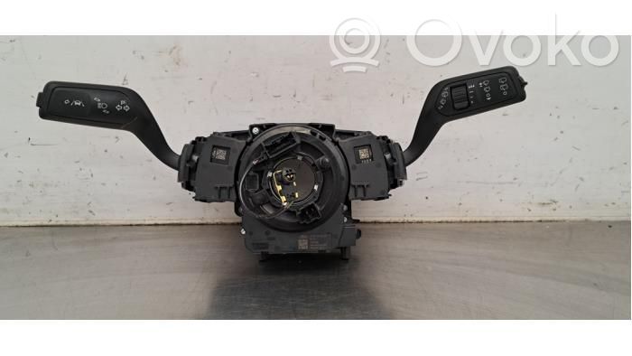 Ford Fiesta Commodo, commande essuie-glace/phare