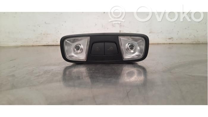 Audi A3 S3 8V Etuistuimen valo 