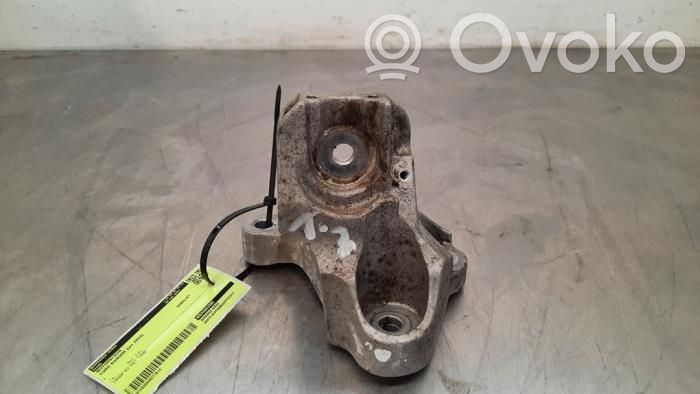 Ford Ranger IV Engine mount bracket 
