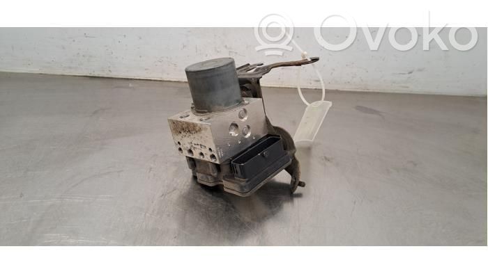 ABS-pumppu   J8A22C353EE,J8A22C353EE,J8A214F447ED,J8A214P447FE,J8A22C353ED,LR090984,LR112596