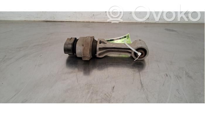 Hyundai i30 fastback Gearbox mounting bracket 