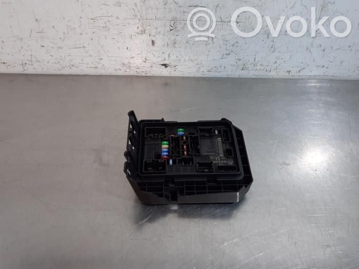 Renault Clio V Juego de caja de fusibles 