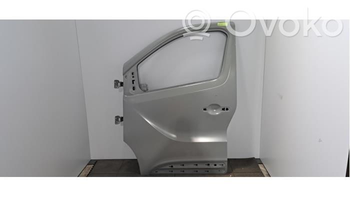 Renault Trafic III (X82) Durvis 