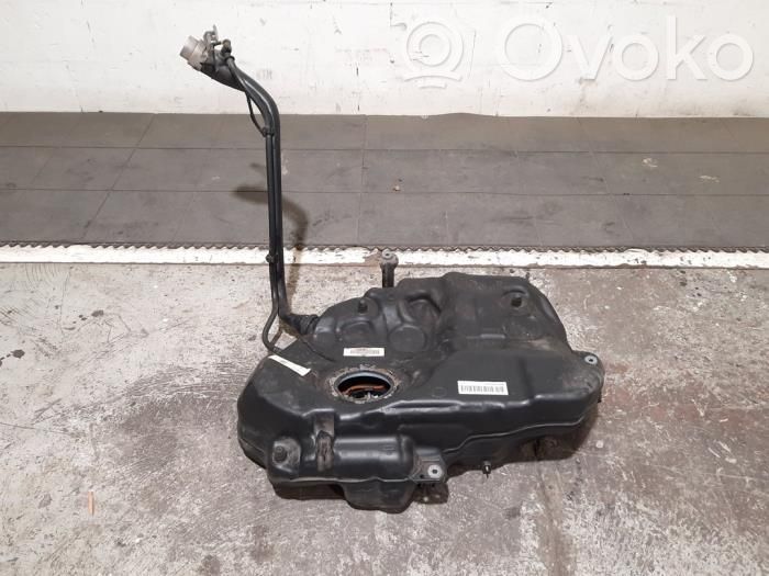 Audi A4 S4 B9 8W Rezervor combustibil 