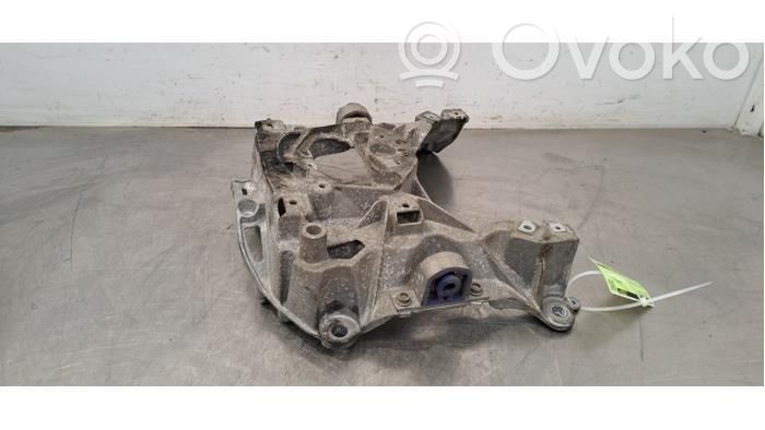 Audi A8 S8 D5 Gearbox mounting bracket 