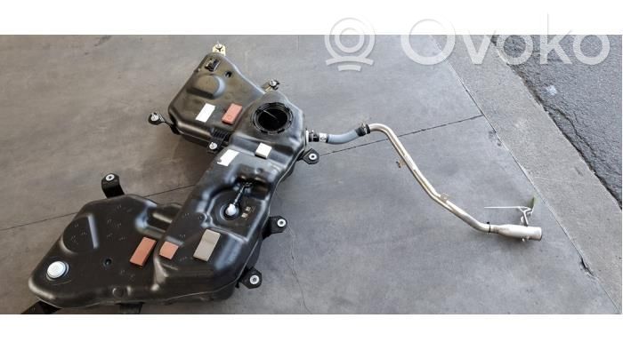 Zbiornik paliwa   M8E29002BF,202123526,LR181222,M8E29002BG,M8E29K007BG