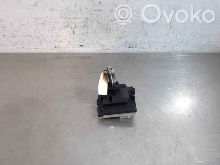 Mercedes-Benz C W205 Kit cu ECU motor și set închidere uși