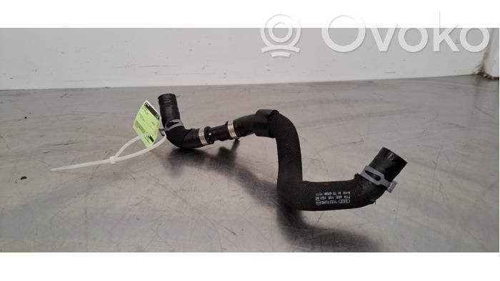 Audi e-tron Engine coolant pipe/hose 