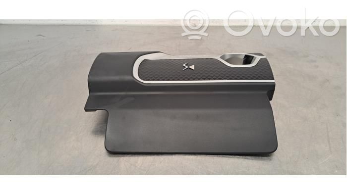 Citroen DS7 Crossback Moottorin koppa 