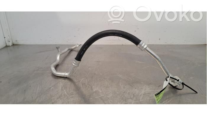 Volkswagen Golf VIII Tubo flessibile aria condizionata (A/C)