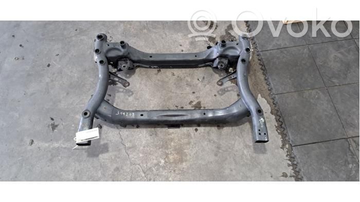 Mercedes-Benz C W205 Rama pomocnicza tylna 