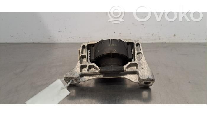 Engine mount bracket   7M516F012VB,7M516F012VB