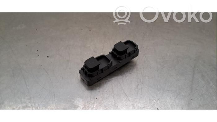 Tesla Model Y Other switches/knobs/shifts 
