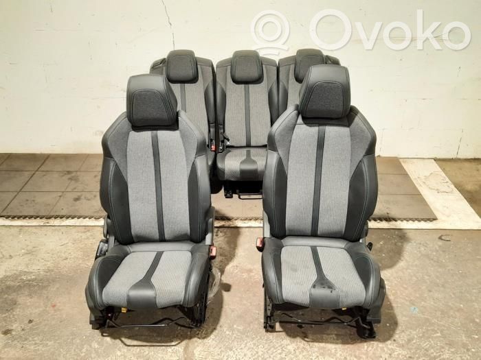 Interior set