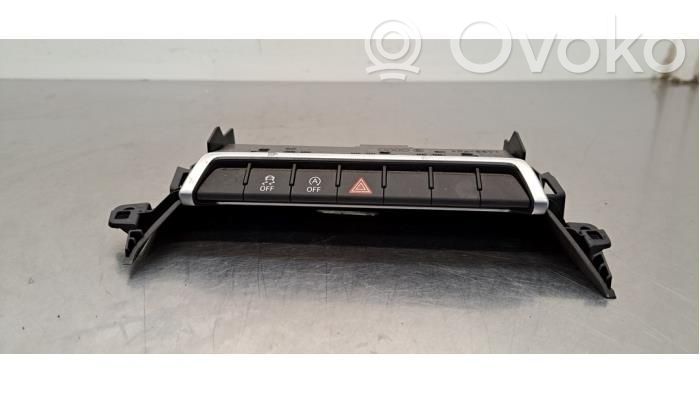 Audi A3 8Y Botón interruptor de luz de peligro 