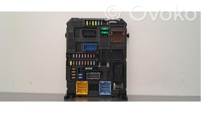 Fuse box set   9832880380,9832880380