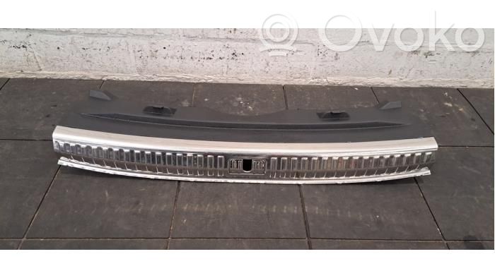 Audi Q3 F3 Rivestimento di protezione sottoporta del bagagliaio/baule