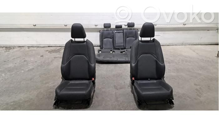 Interior set