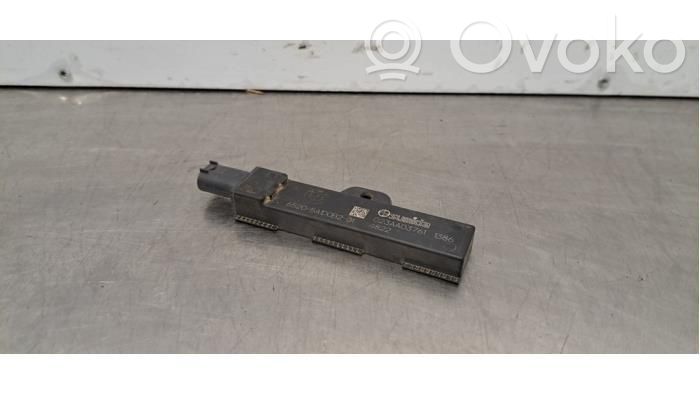 Antenne des Keyless-Systems   65205A1D0B2