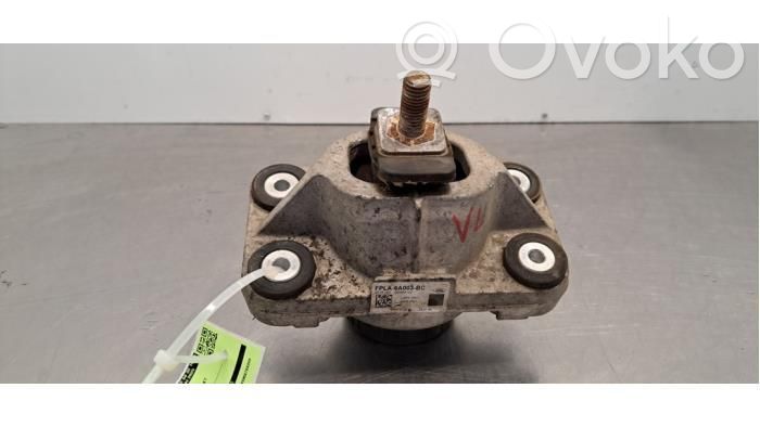Land Rover Range Rover Sport L494 Engine mount bracket 