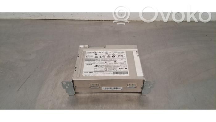 BMW 1 F40 Panel / Radioodtwarzacz CD/DVD/GPS 