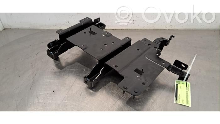 Alte piese compartiment motor   9842468780