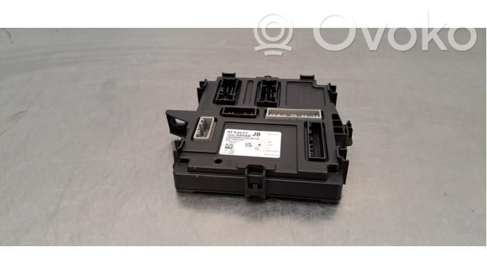 Renault Trafic III (X82) Central body control module 