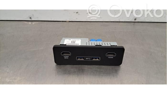 Land Rover Range Rover Sport L494 Enchufe conector USB 