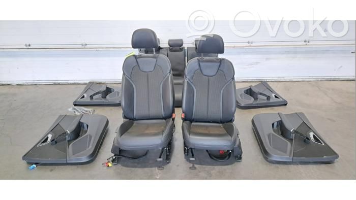 Interior set
