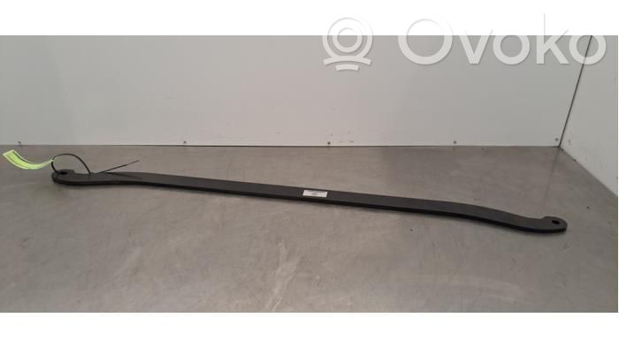 BMW 7 G11 G12 Inne części komory silnika 