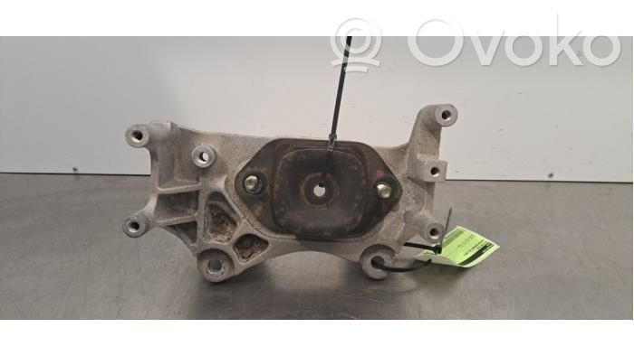 Nissan Qashqai J12 Moottorin kiinnikekorvake 