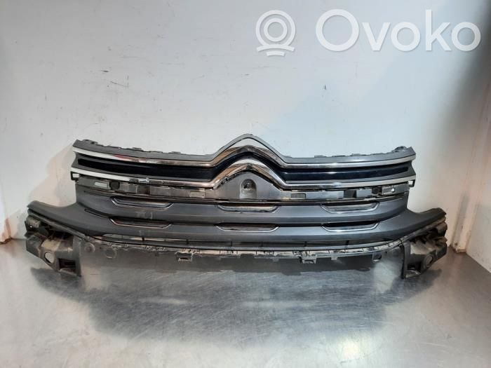 Citroen C5 Aircross Front bumper upper radiator grill 