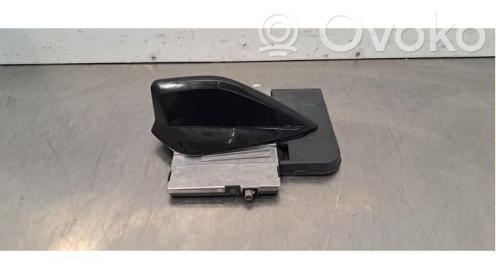 DS Automobiles 9 Radioantenne 