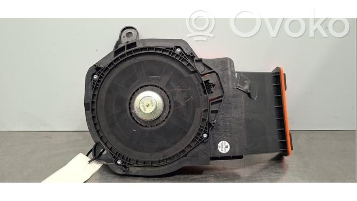 BMW X1 U11 Subwoofer altoparlante 