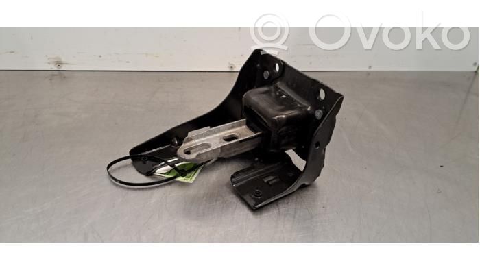 Engine mount bracket   9801521580,9806658980,9807980580